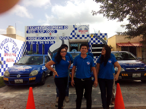 Escuela de Manejo GRAN PRIX ROYAL